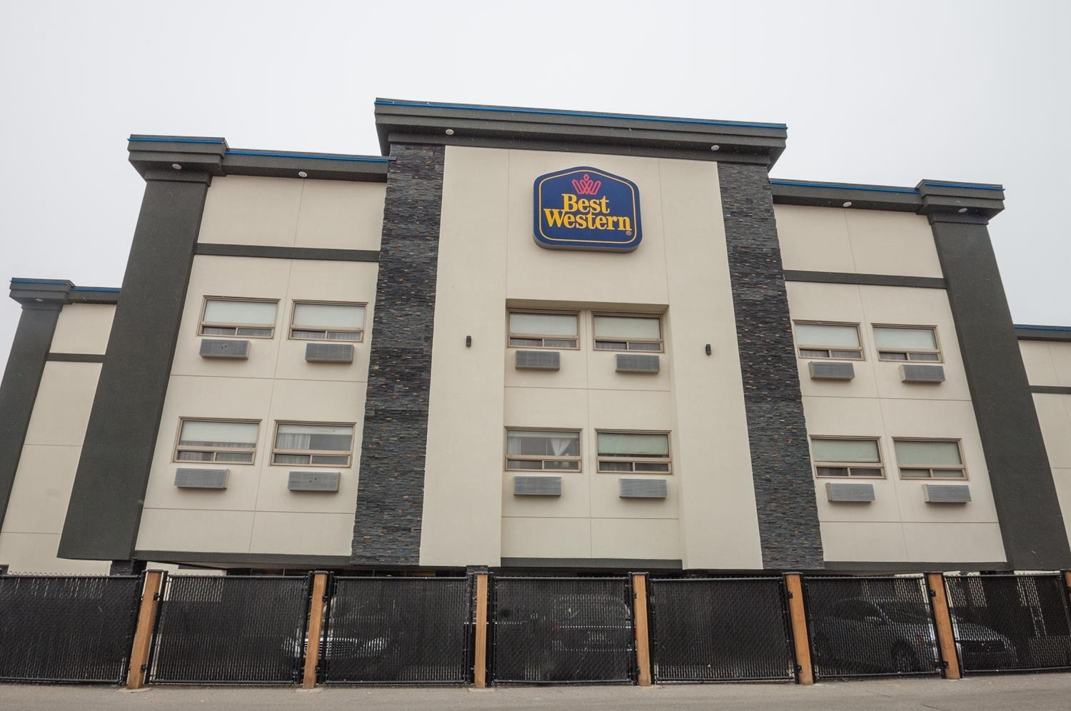 Best Western Airport Inn YYC Exterior foto